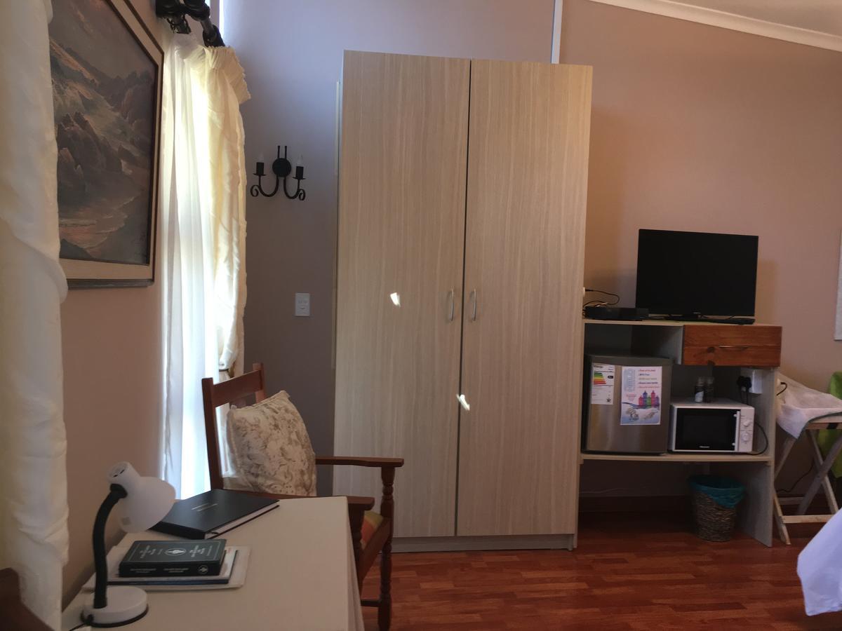 De Sandsteen Gastehuis Warden Dış mekan fotoğraf